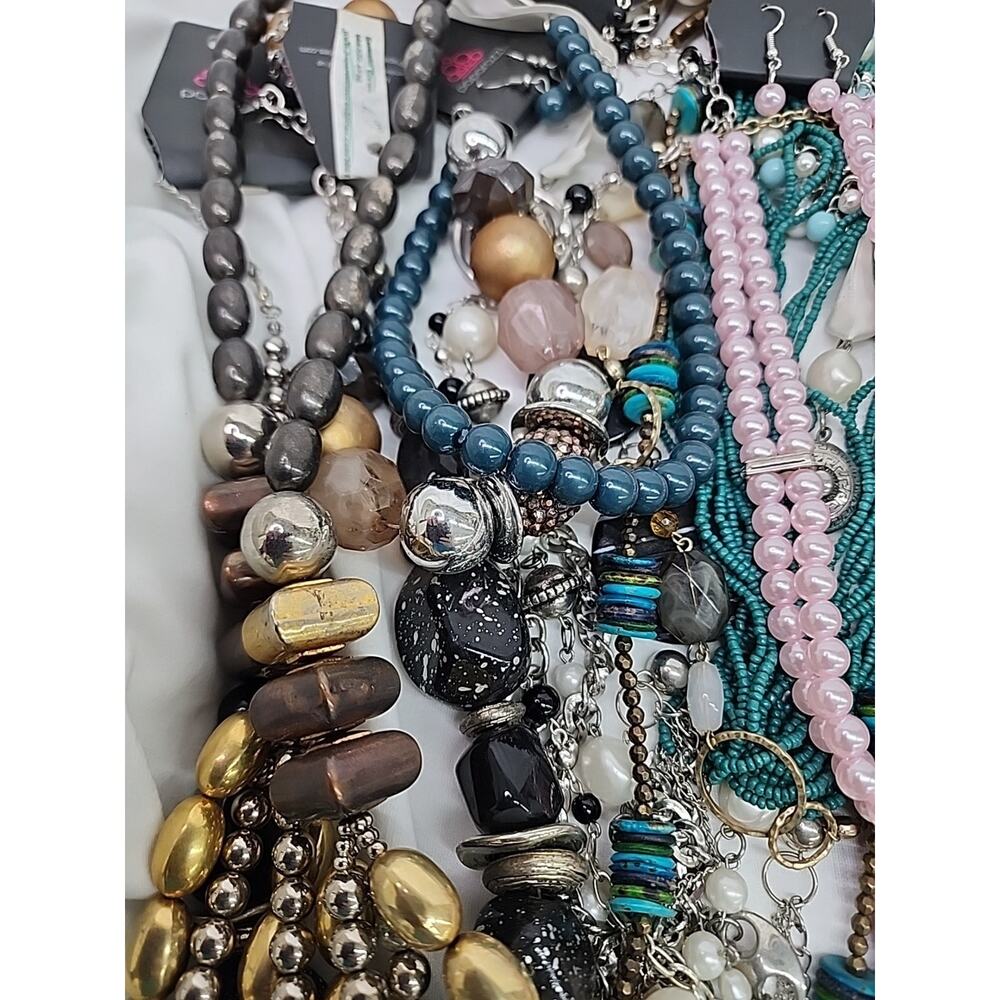 Fashion Jewelry Lot Wear Sell Or Deconstruct All Good Condition Brands Vary Read - Picture 9 of 10